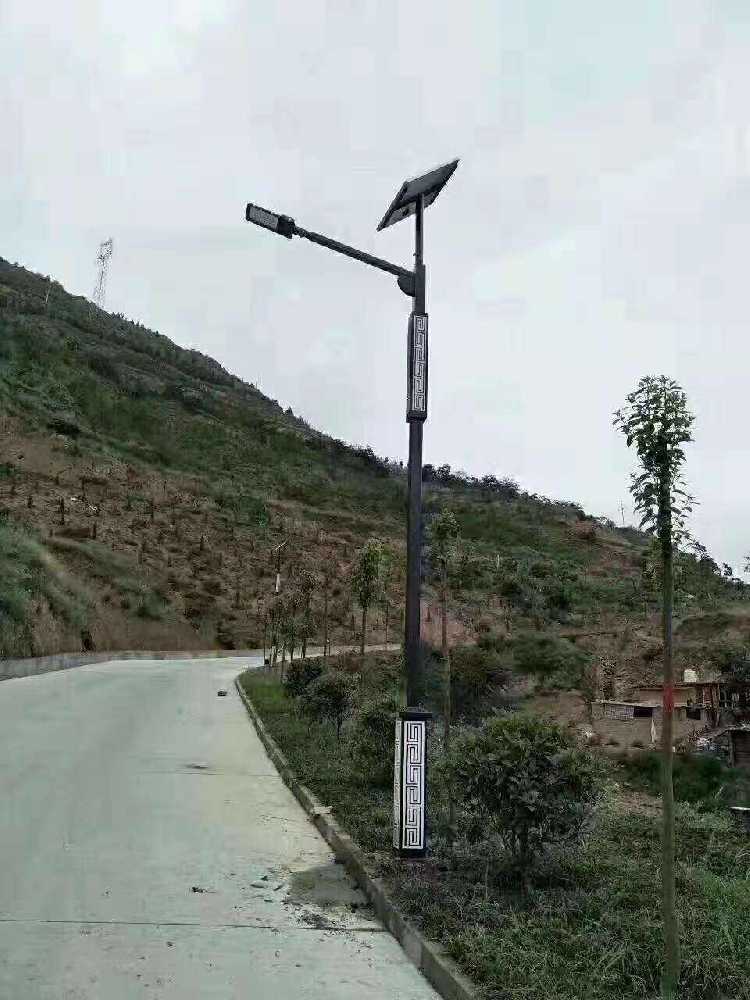 新县仿古太阳能路灯